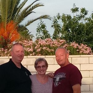 Meet your Posher, Ellen